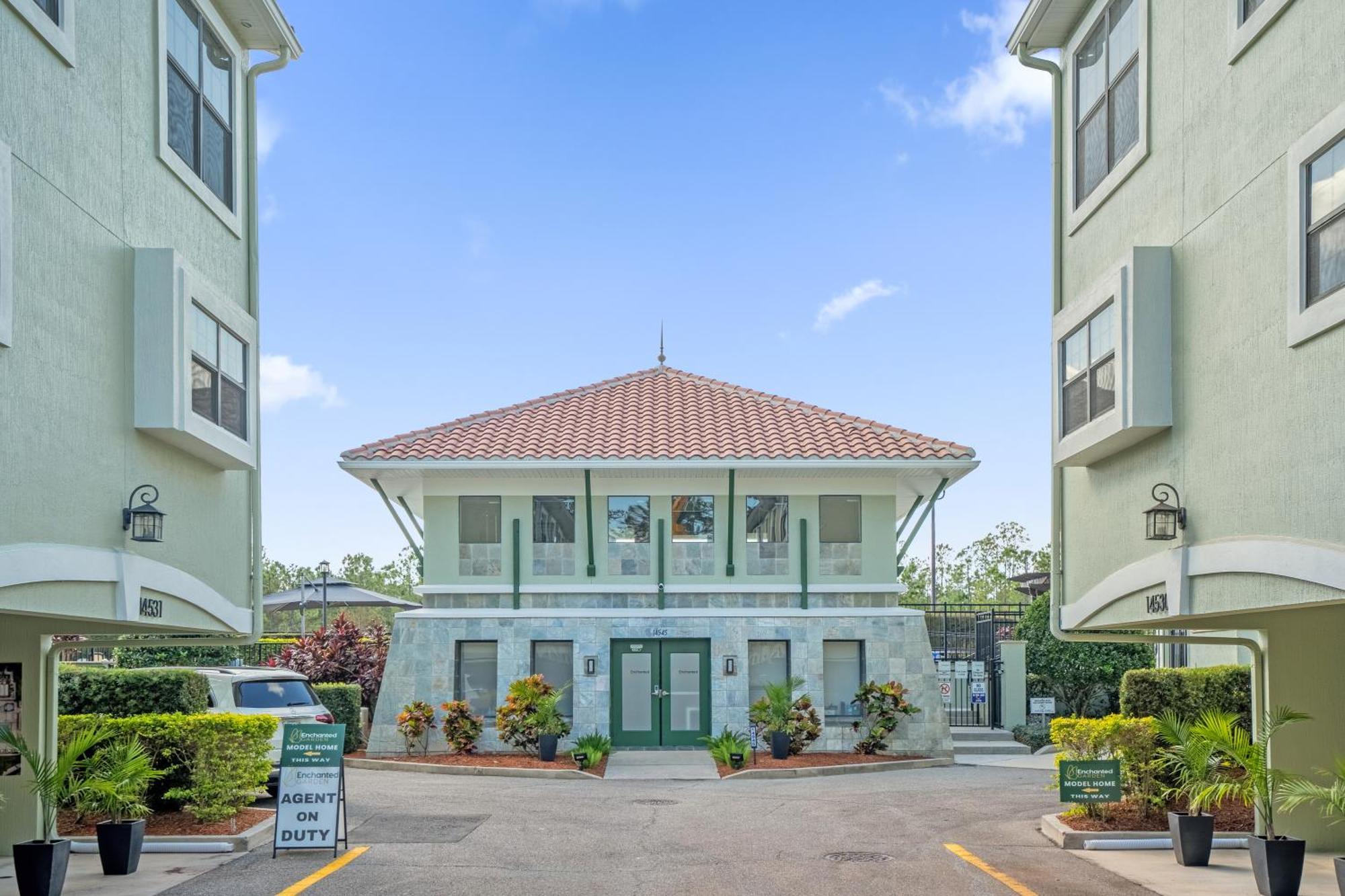 Long Weekend Escape - Townhome By Disney! Orlando Ngoại thất bức ảnh